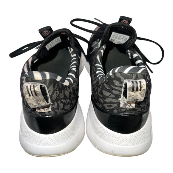 Adidas Women Cloudfoam Running Shoe Black Zebra Print Accent low Top Lace GY6101 - Picture 5 of 7